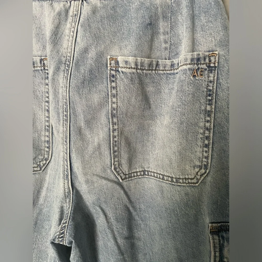American Eagle Outfitters High-Waisted Cargo Denim Jogger Color: Blue | Size:2 - Picture 2 of 14